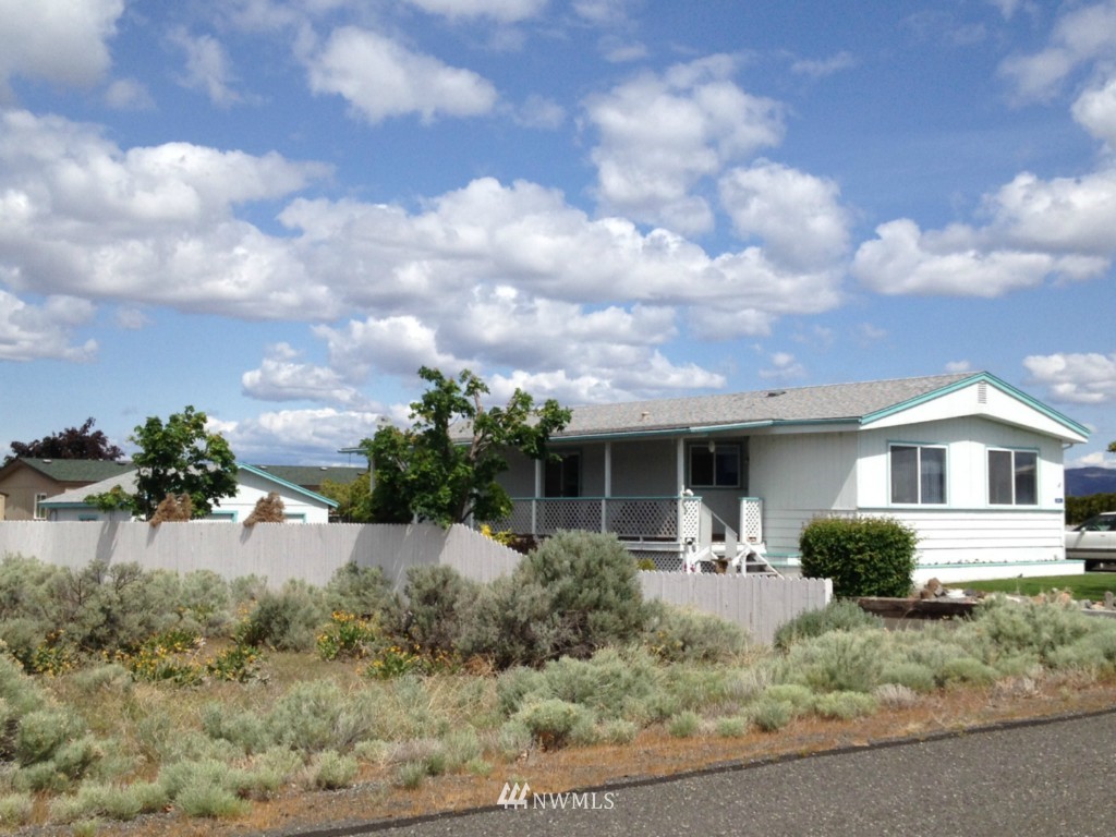 324 Spring Circle Mattawa, WA 99349 - Photo 2 of 2 Gallery Image 2