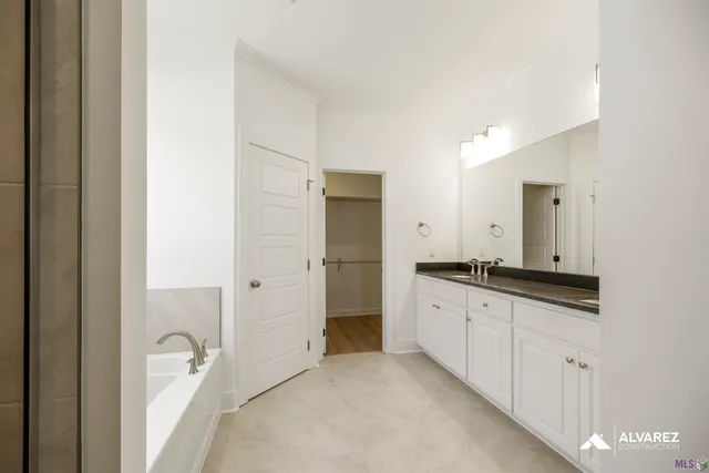 $458,990 | 40176 Belle Trce Avenue, Gonzales, LA 70737