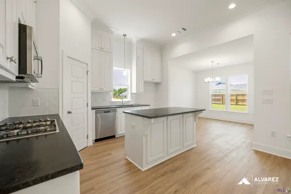 $419,990 | 40176 Belle Trce Avenue, Gonzales, LA 70737