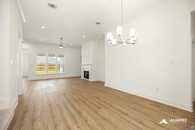 $458,990 | 40176 Belle Trce Avenue, Gonzales, LA 70737