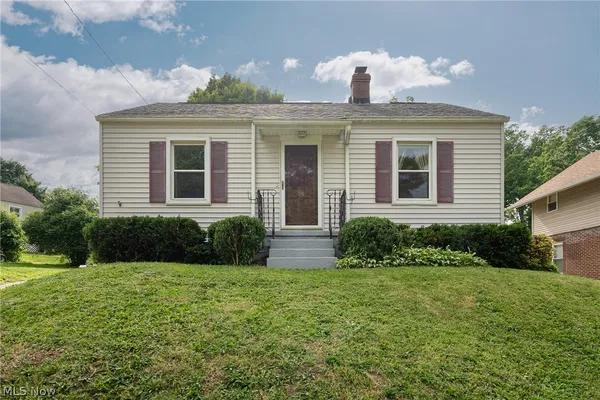 $99,900 | 598 Morningview Avenue, Akron, OH 44305