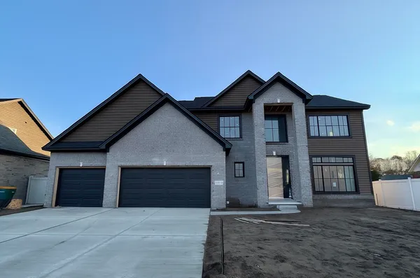 $500,000 | 25860 Brighton Lane, Flat Rock, MI 48134