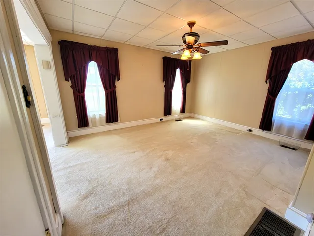 $259,900 | 406 West Broadway, Montour, NY 14865