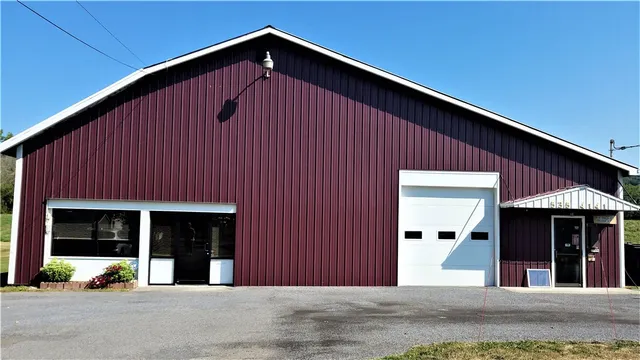 $259,900 | 406 West Broadway, Montour, NY 14865