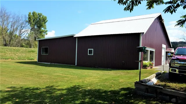 $259,900 | 406 West Broadway, Montour, NY 14865