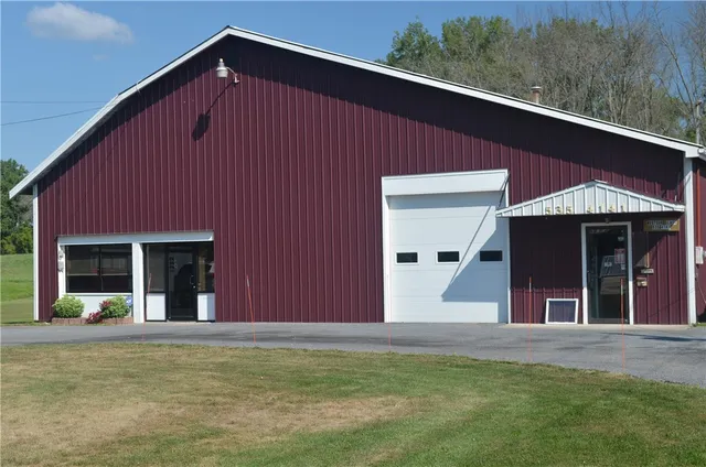 $259,900 | 406 West Broadway, Montour, NY 14865