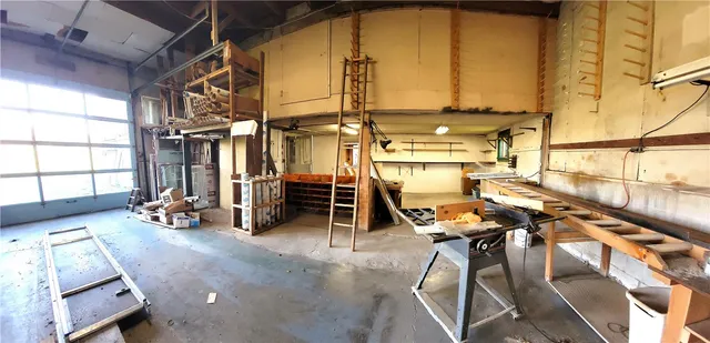 $259,900 | 406 West Broadway, Montour, NY 14865