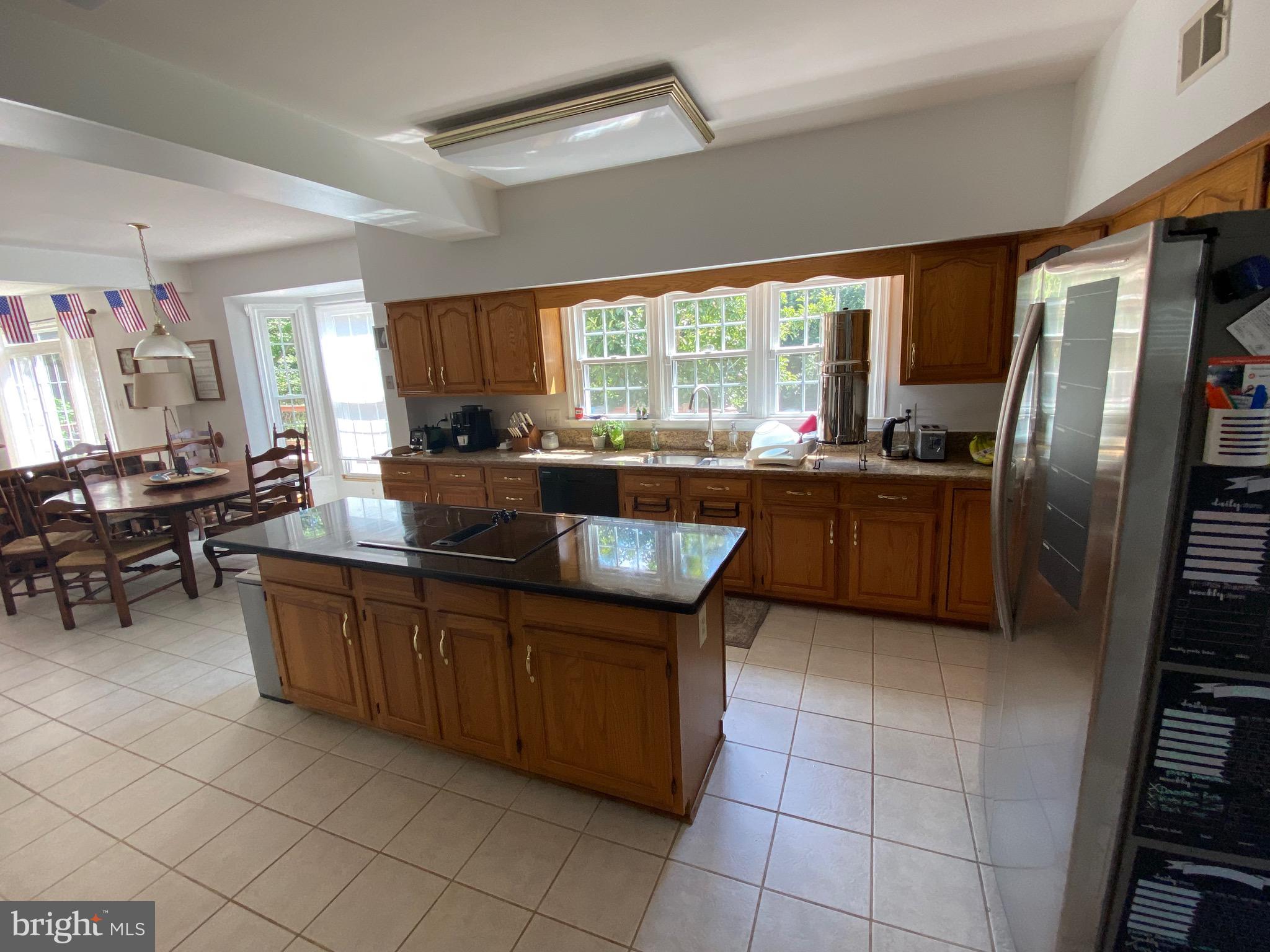 5430 Ashleigh Road Fairfax, VA 22030 - Photo 12 of 73