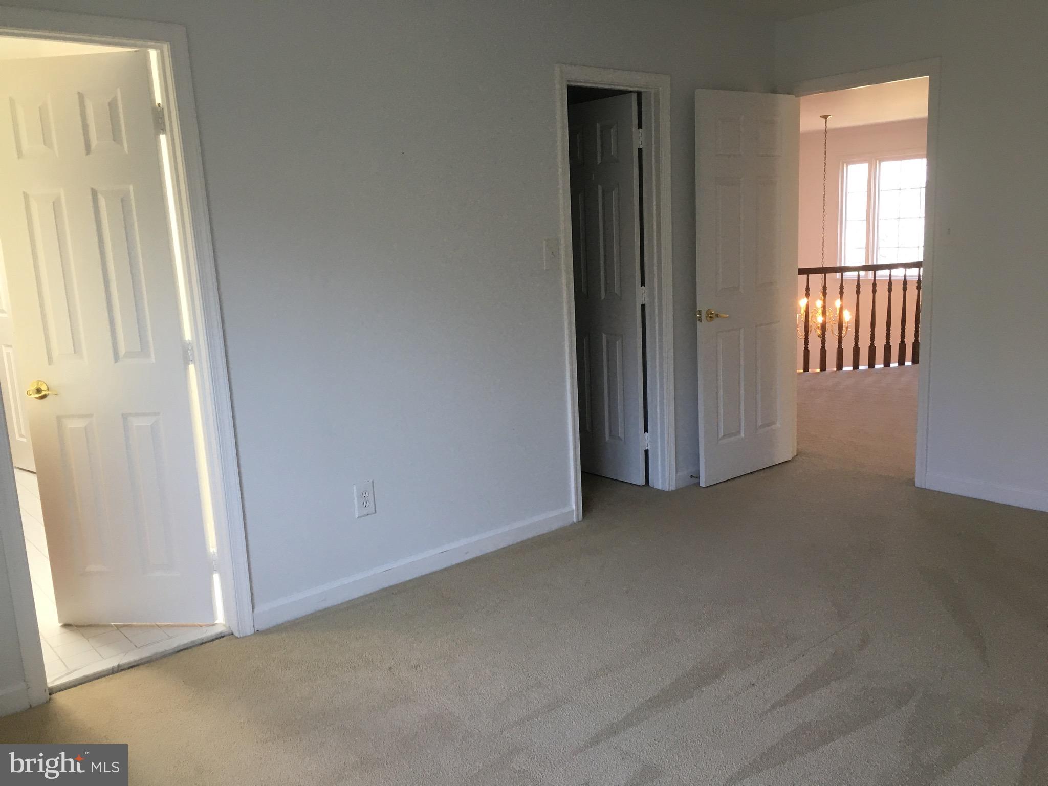 5430 Ashleigh Road Fairfax, VA 22030 - Photo 37 of 73 Bedroom 2 with own bathroom