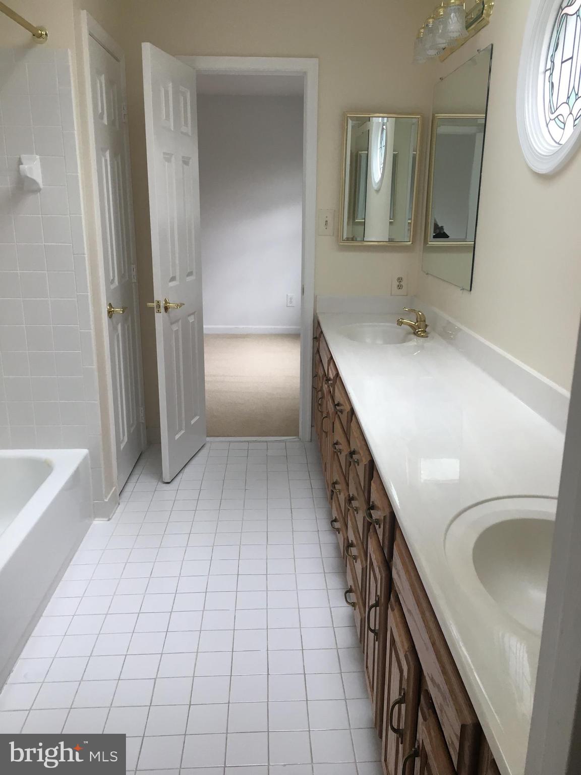 5430 Ashleigh Road Fairfax, VA 22030 - Photo 39 of 73 Jack & Jill Bathroom, dual vanities