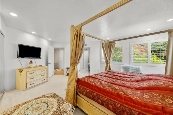 $1,599,999 | 6056 Lake Lindero Drive, Agoura Hills, CA 91301
