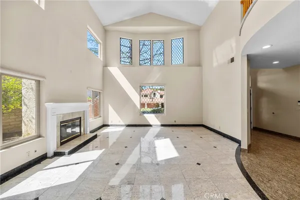 $1,599,999 | 6056 Lake Lindero Drive, Agoura Hills, CA 91301