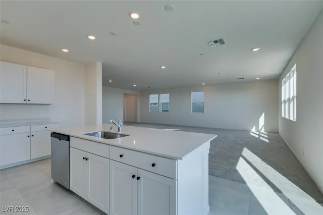 $3,200 | 5632 Hill Spire Street, Las Vegas, NV 89166