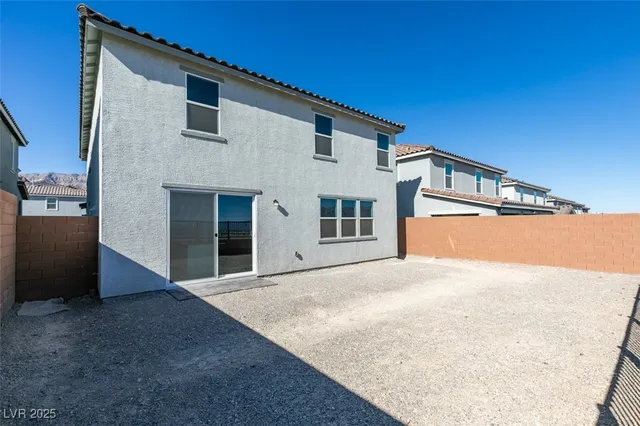 $3,200 | 5632 Hill Spire Street, Las Vegas, NV 89166