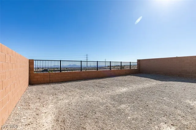 $3,200 | 5632 Hill Spire Street, Las Vegas, NV 89166