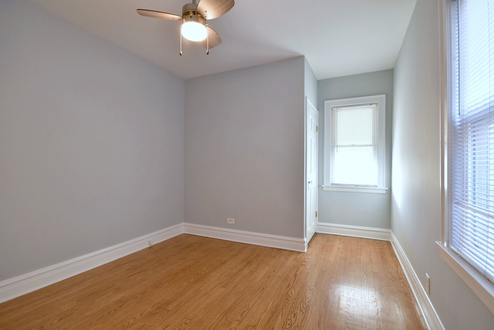 3410 North Rutherford Avenue Chicago, IL 60634 - Photo 15 of 50