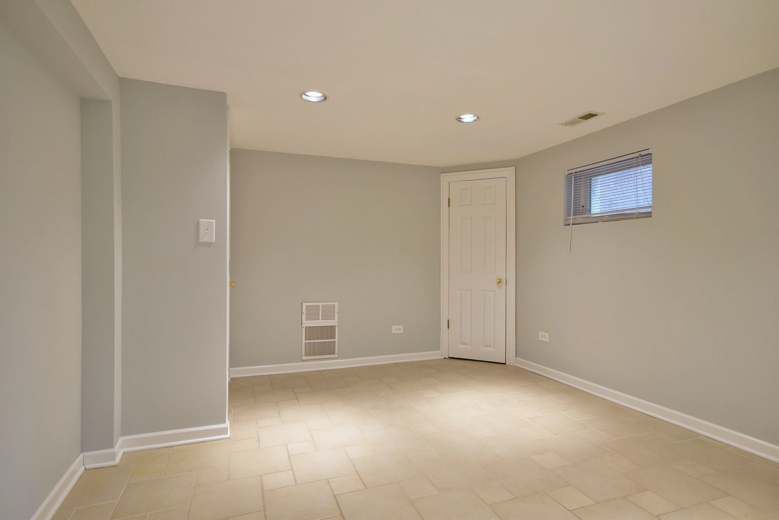 3410 North Rutherford Avenue Chicago, IL 60634 - Photo 33 of 50