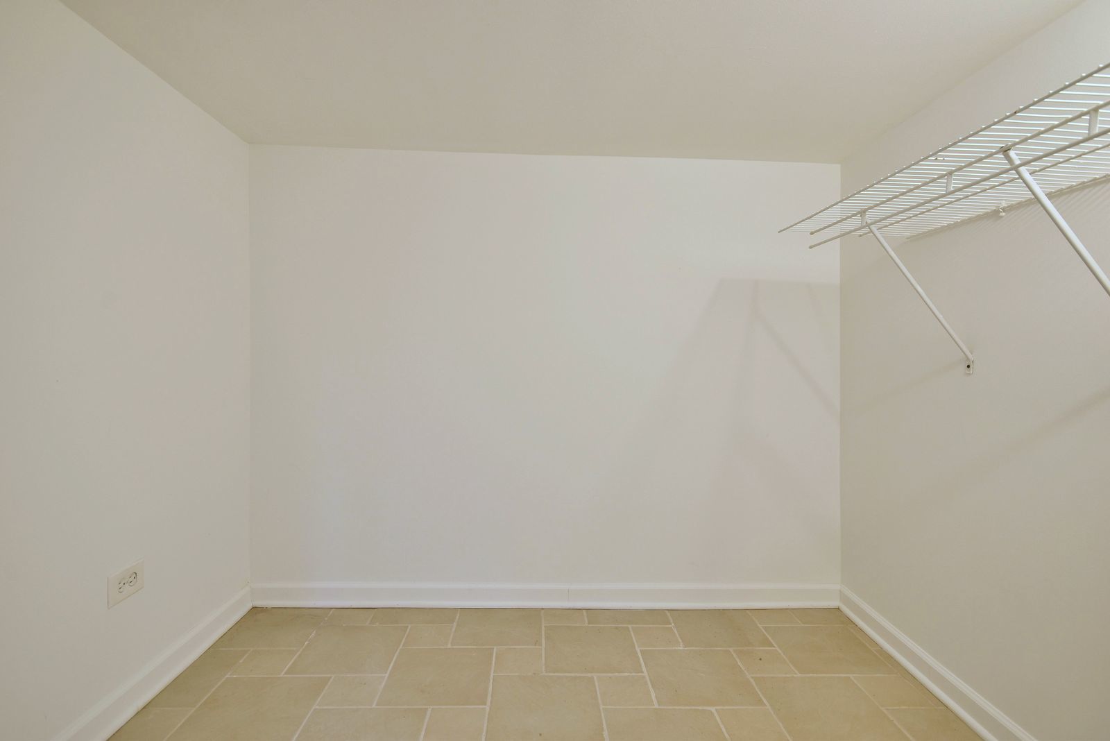 3410 North Rutherford Avenue Chicago, IL 60634 - Photo 39 of 50