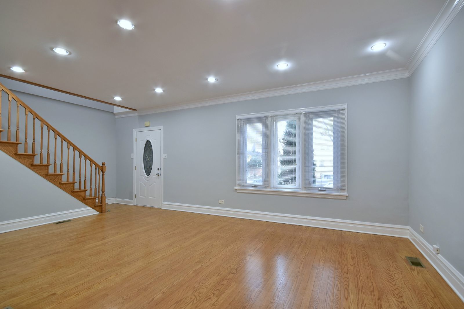 3410 North Rutherford Avenue Chicago, IL 60634 - Photo 8 of 50