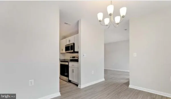 $2,450 | 6425 Richmond Highway, Unit 301, Alexandria, VA 22306