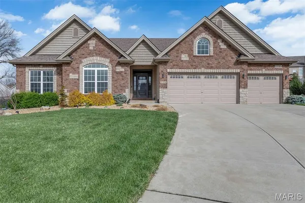 $650,000 | 112 Auburn Trace Pointe, St. Peters, MO 63376