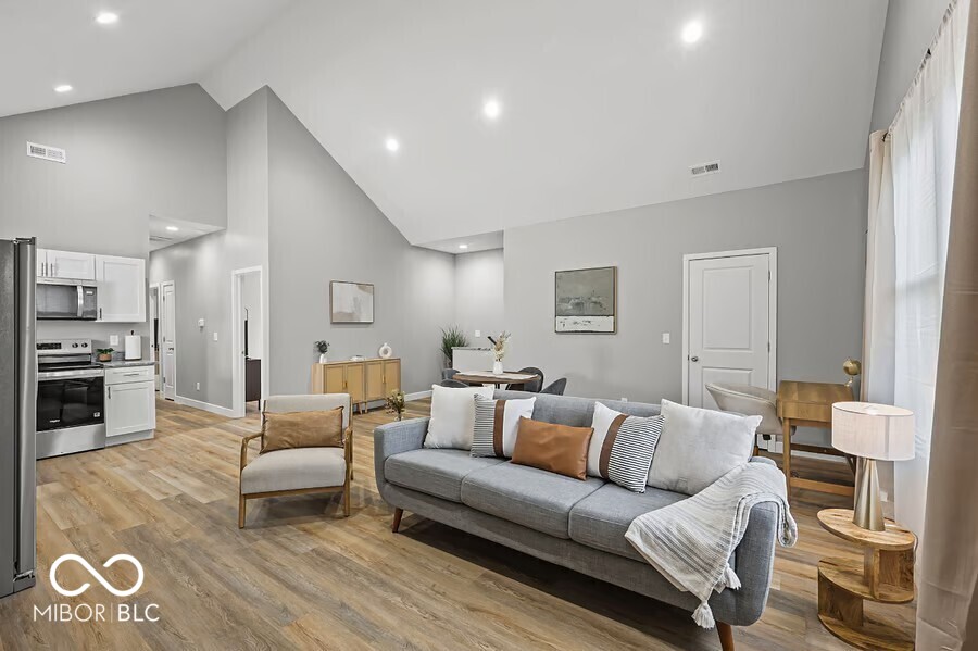 1706 Ingram Street Indianapolis, IN 46218 - Photo 3 of 11