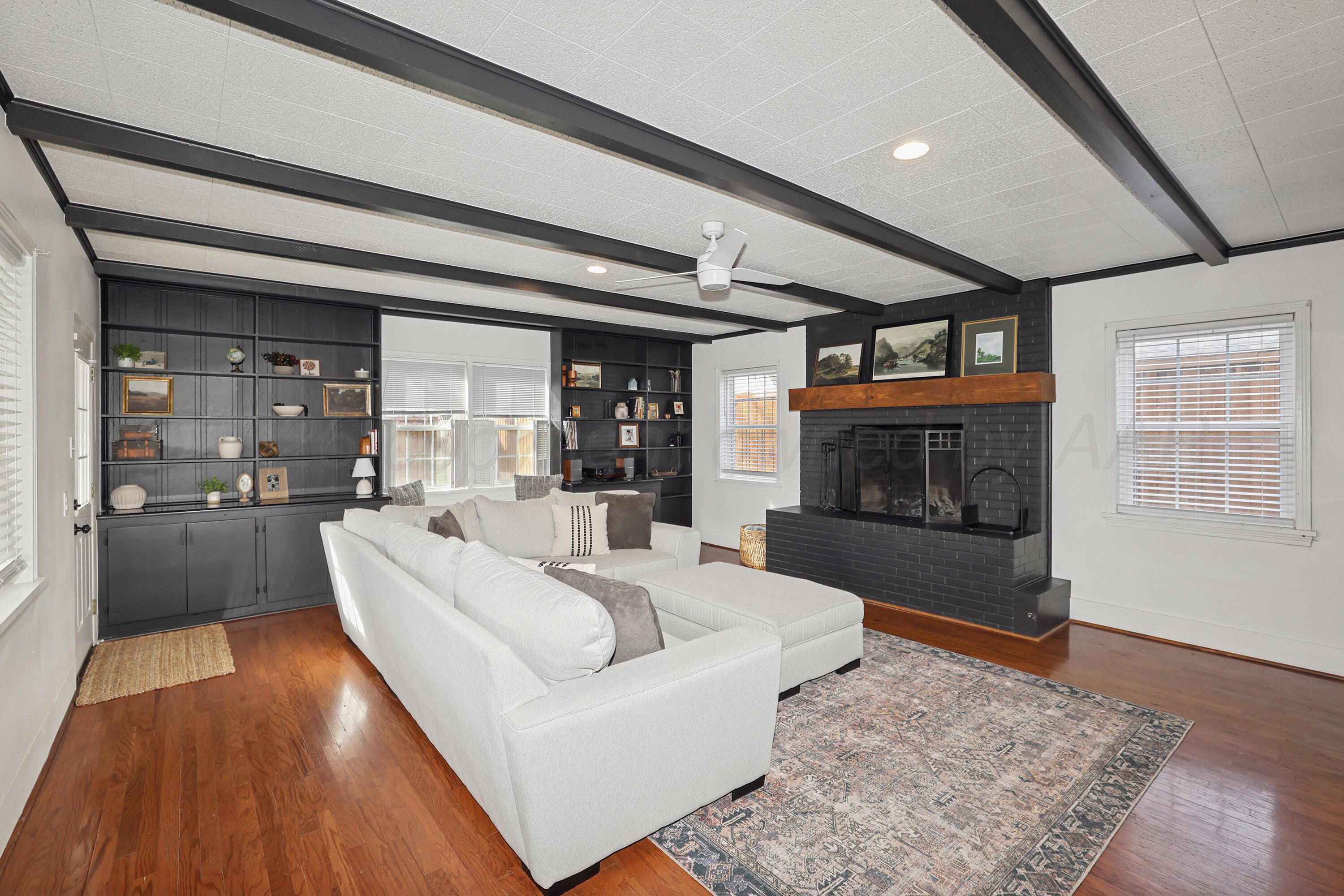 2102 South Hayden Street Amarillo, TX 79109 - Photo 12 of 37 8-Den