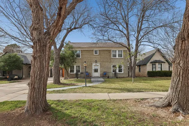 $475,000 | 2102 South Hayden Street, Amarillo, TX 79109
