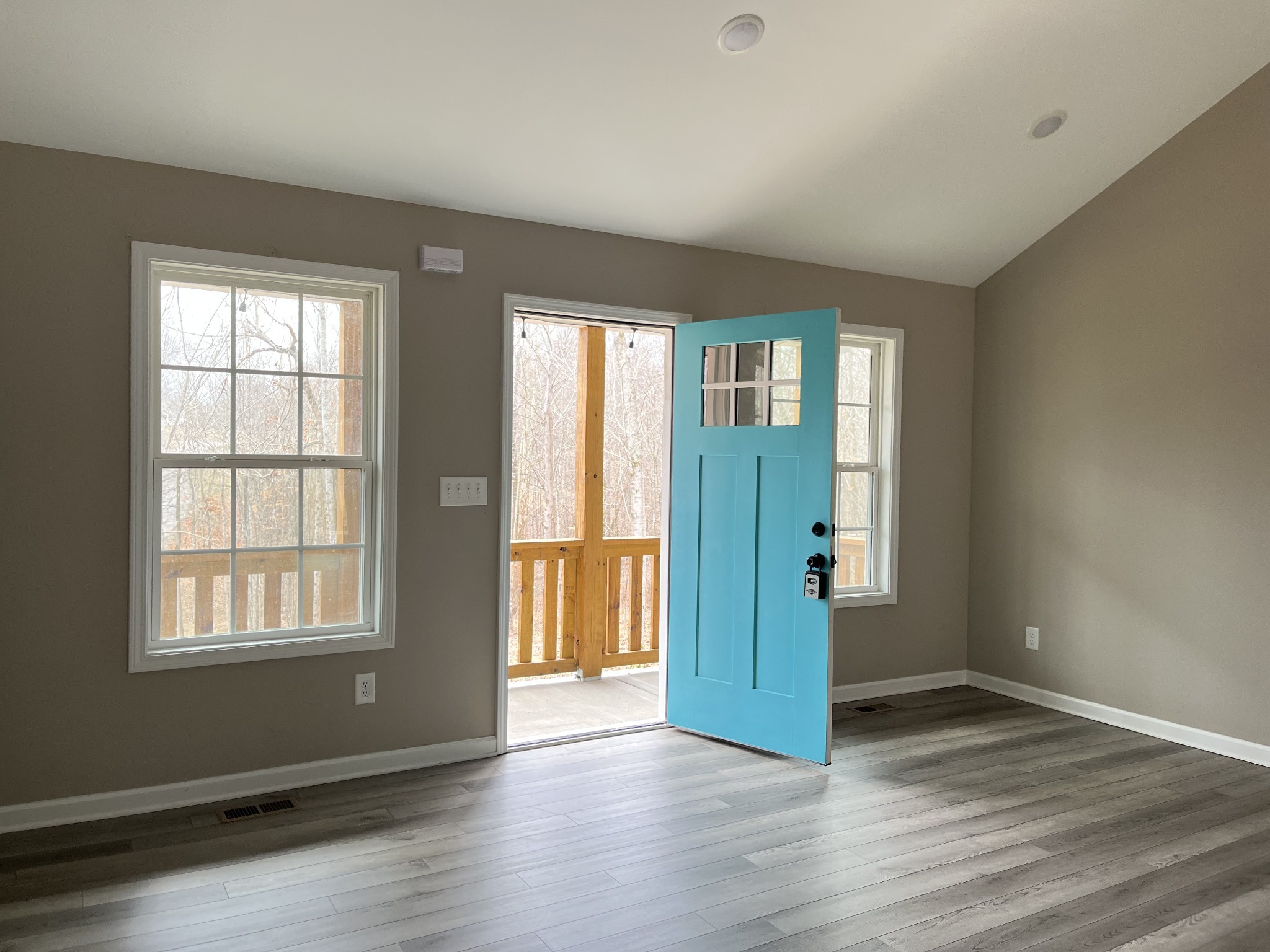 1003 Promise Land Road Charlotte, TN 37036 - Photo 5 of 25