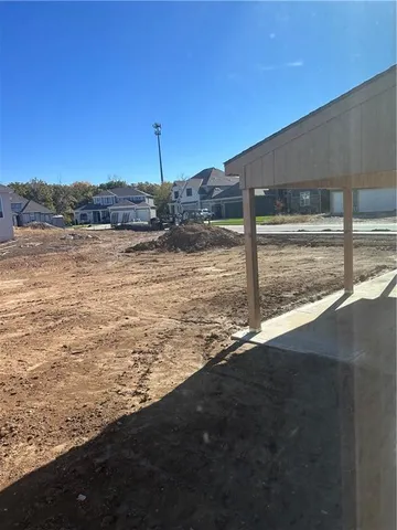 $599,999 | 7040 Yulich Court, Parkville, MO 64152