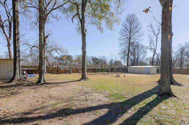$200,000 | 15230 Silver Oak Drive, Prairieville, LA 70769