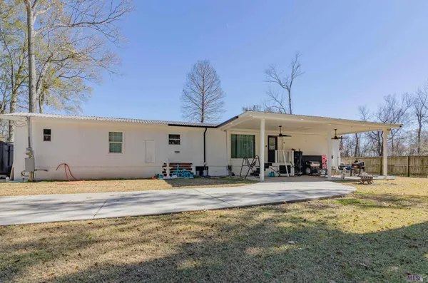 $200,000 | 15230 Silver Oak Drive, Prairieville, LA 70769