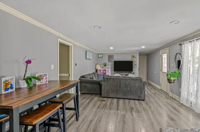 $200,000 | 15230 Silver Oak Drive, Prairieville, LA 70769