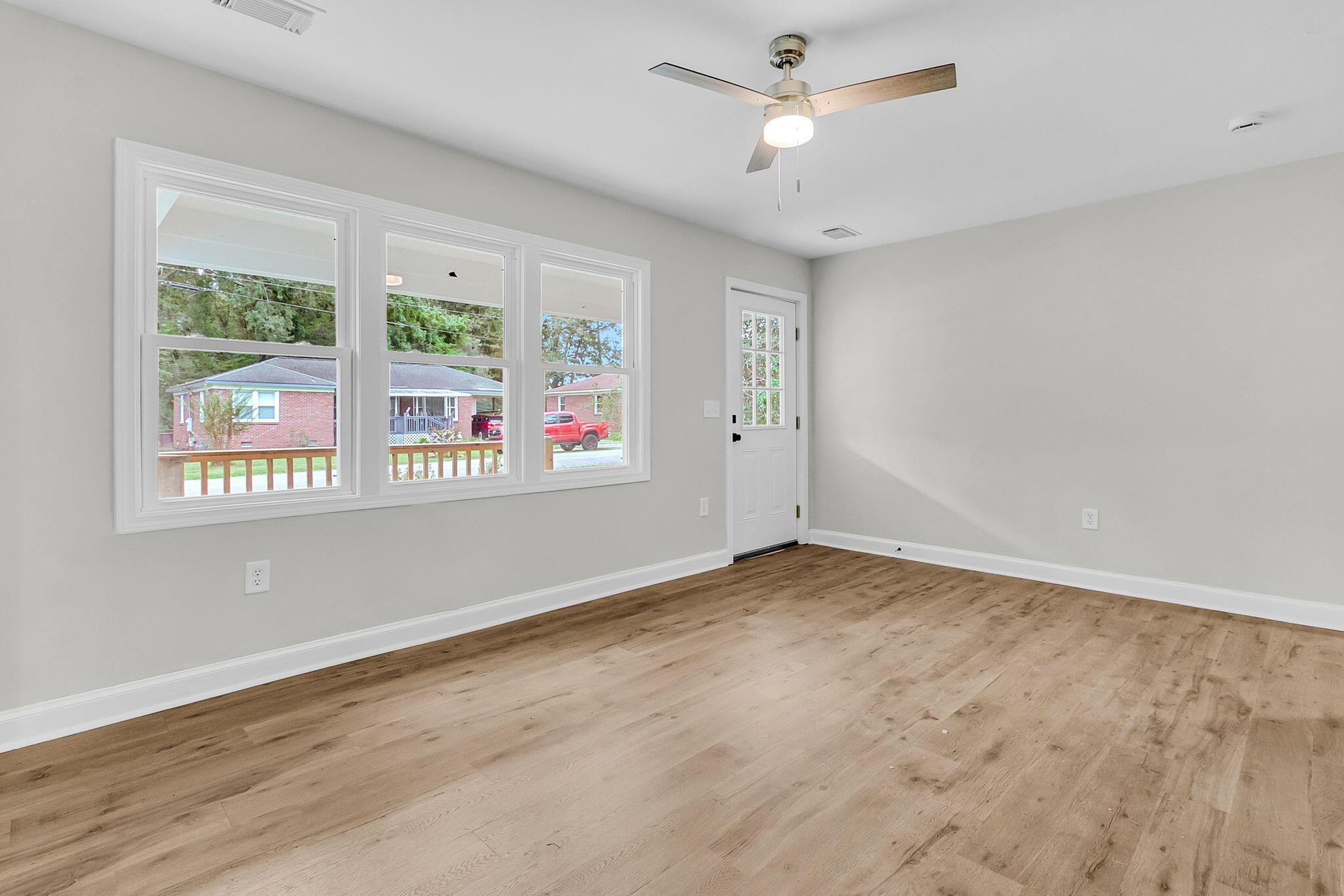 30 Guerry Circle Goose Creek, SC 29445 - Photo 15 of 24 Natural Light