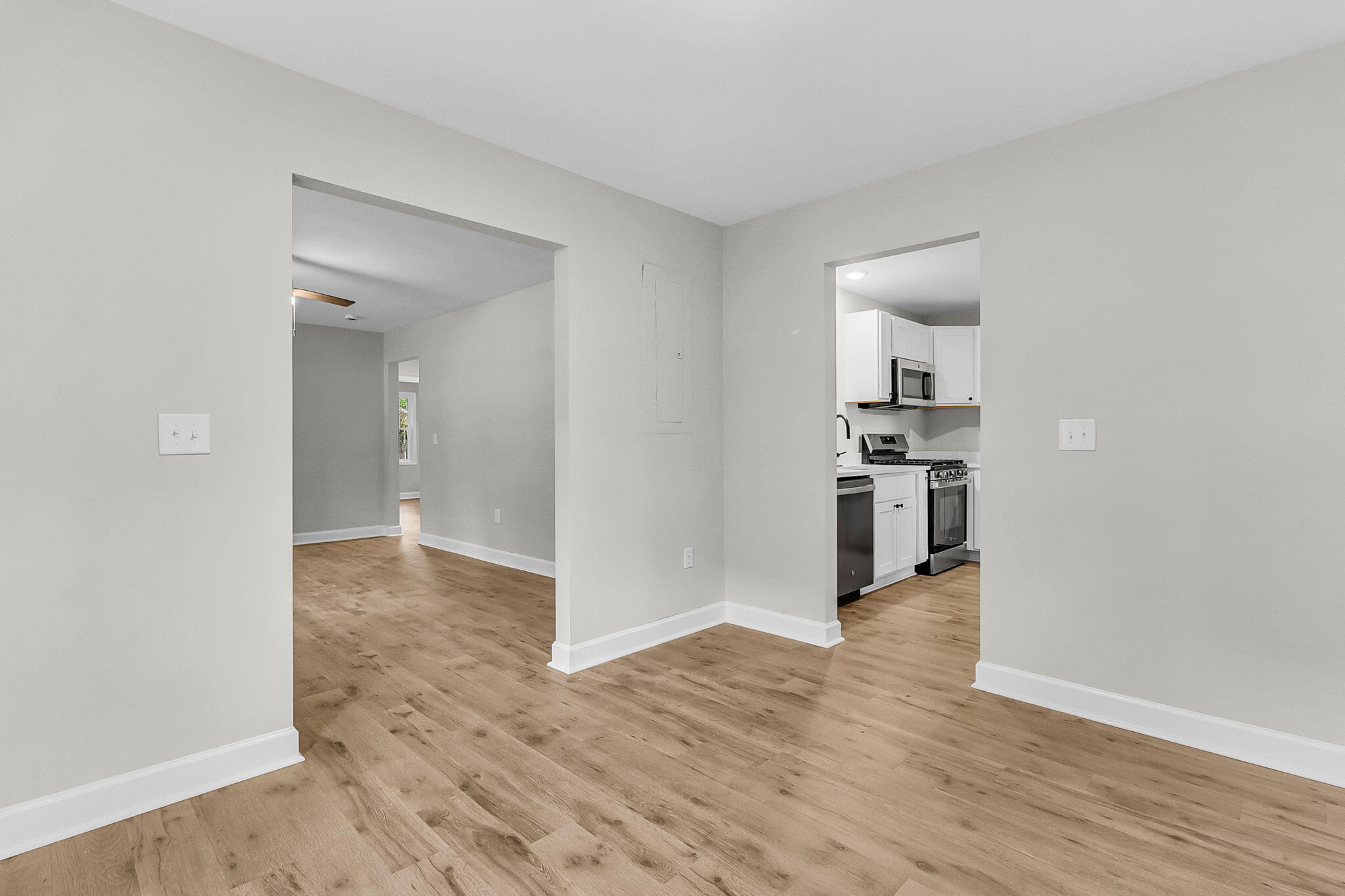 30 Guerry Circle Goose Creek, SC 29445 - Photo 17 of 24 Dining Room