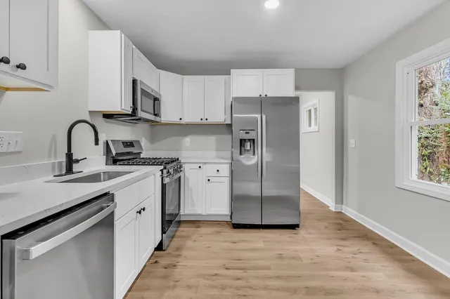 $2,400 | 30 Guerry Circle, Goose Creek, SC 29445