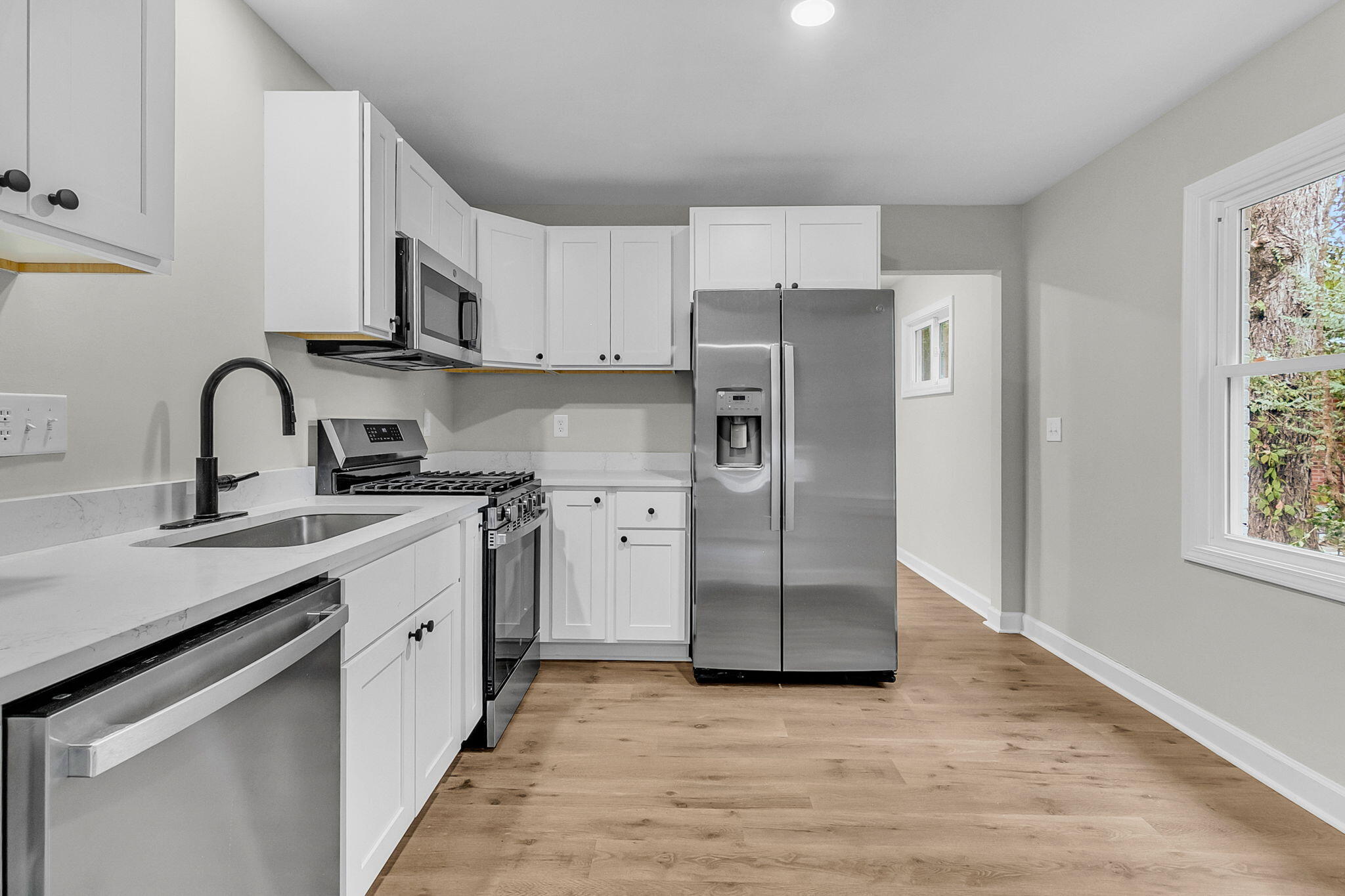 30 Guerry Circle Goose Creek, SC 29445 - Photo 7 of 24 New Kitchen