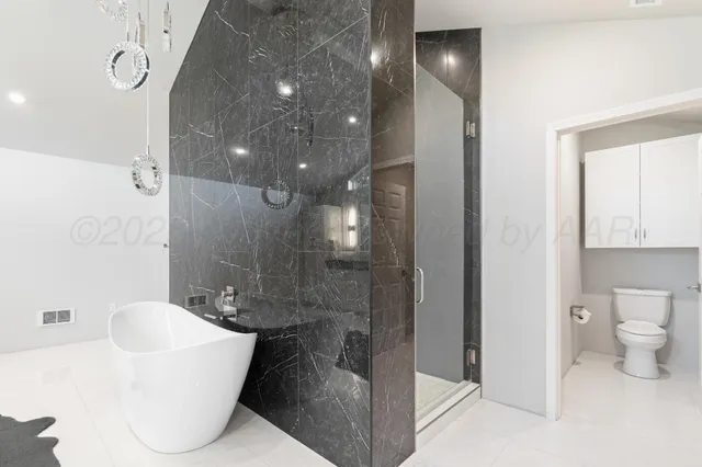 $1,700,000 | 147 South Shore Drive, Amarillo, TX 79118