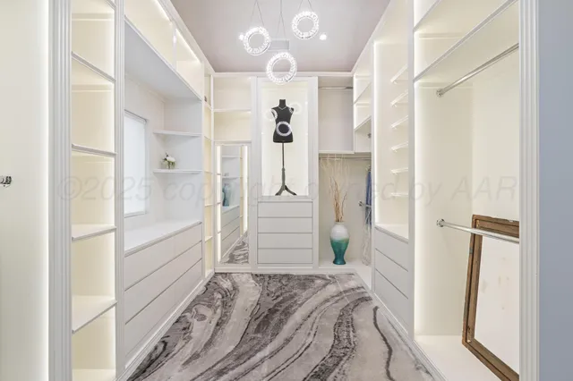 $1,700,000 | 147 South Shore Drive, Amarillo, TX 79118