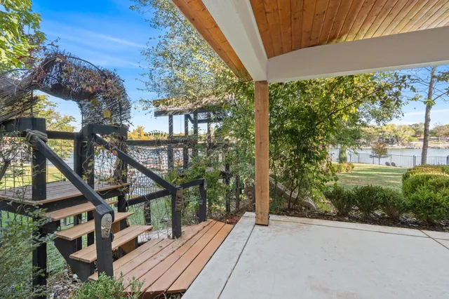 $1,700,000 | 147 South Shore Drive, Amarillo, TX 79118