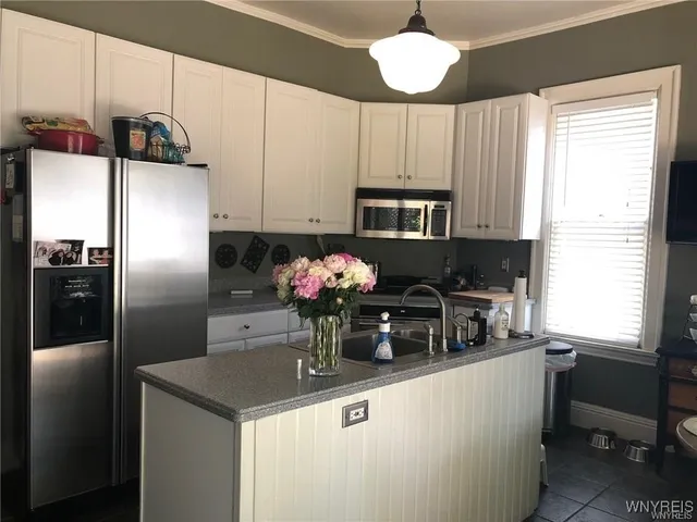 $3,000 | 236 Bryant Street, Buffalo, NY 14222