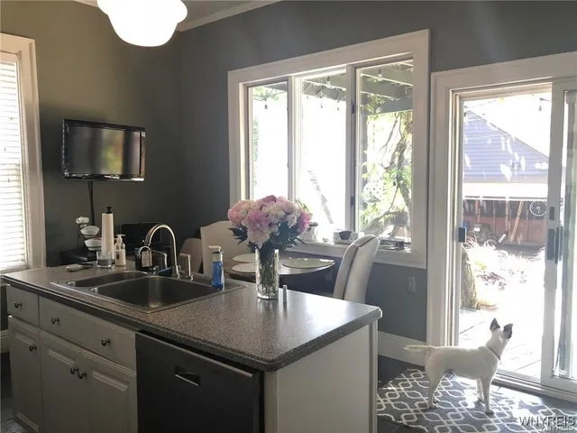 $3,000 | 236 Bryant Street, Buffalo, NY 14222