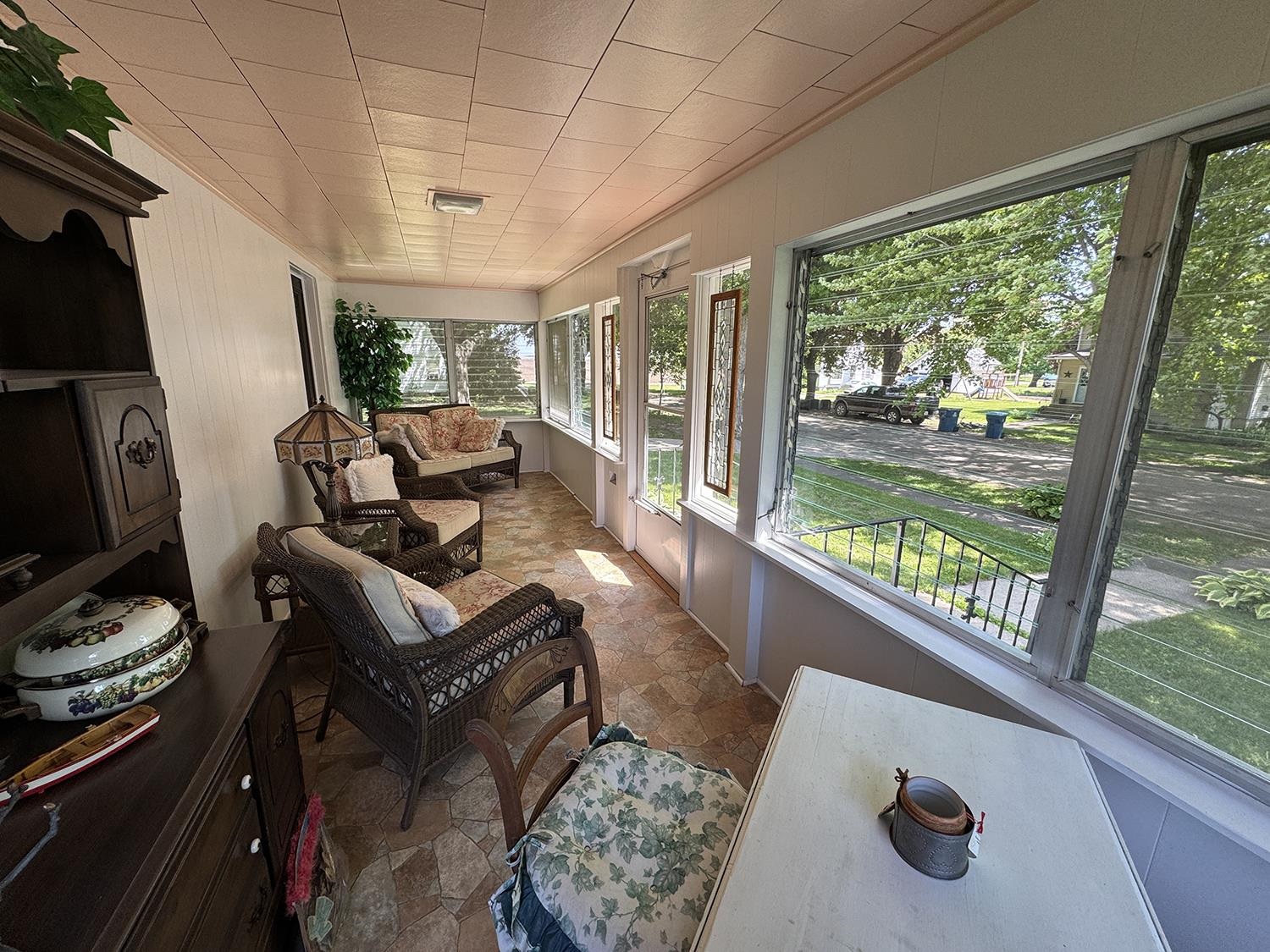 314 Plummer Avenue Chadwick, IL 61014 - Photo 11 of 48