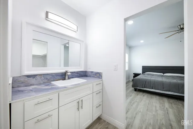 $695,900 | Undisclosed Address, Bakersfield, CA 93305