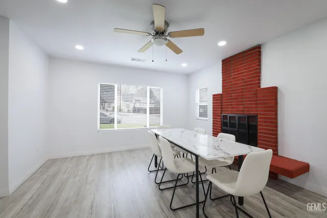 $695,900 | Undisclosed Address, Bakersfield, CA 93305