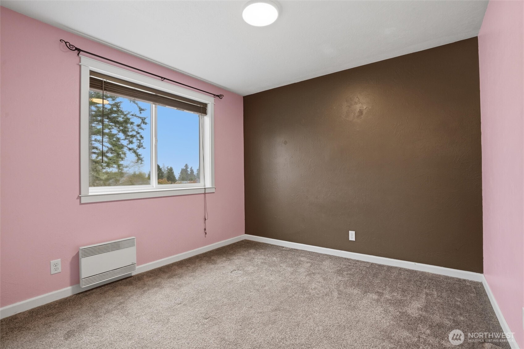 19855 Stavanger Loop Northeast Poulsbo, WA 98370 - Photo 23 of 37 an empty room with windows