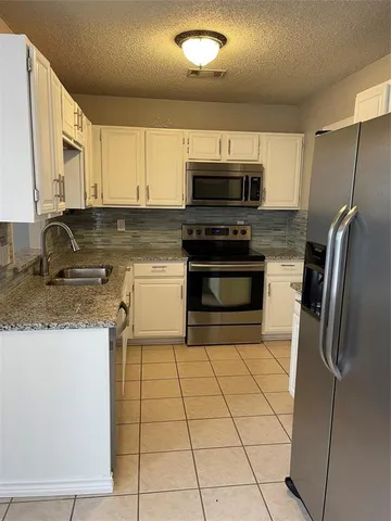 $1,850 | 18159 Whispering Gables Lane, Dallas, TX 75287