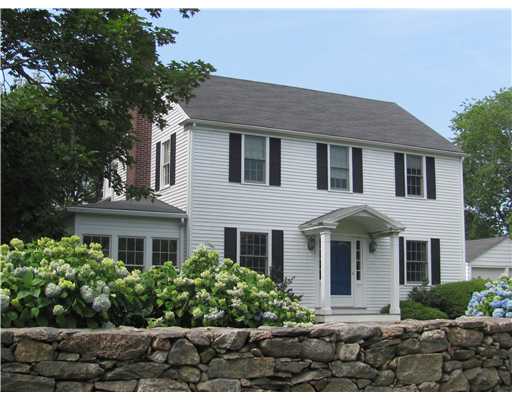 11 Brayton Point Road Westport, MA 02790 - Photo 1 of 10 Exterior Front.