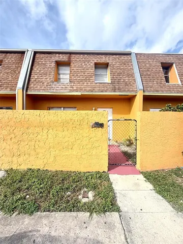 $2,000 | 2625 Northwest 60th Way, Sunrise, FL 33313