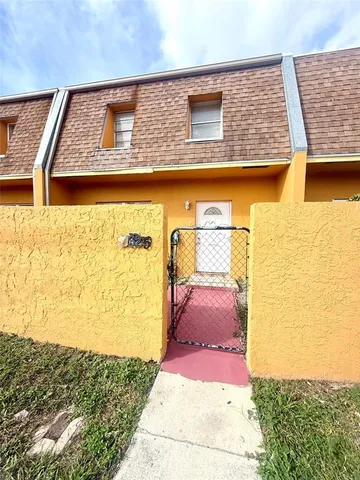 $2,000 | 2625 Northwest 60th Way, Sunrise, FL 33313